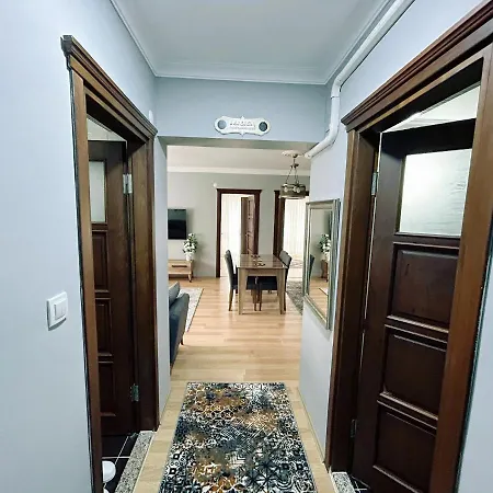شقة رائعة في وسط طرابزون Merkez'de Muhtesem Daire Trabzon